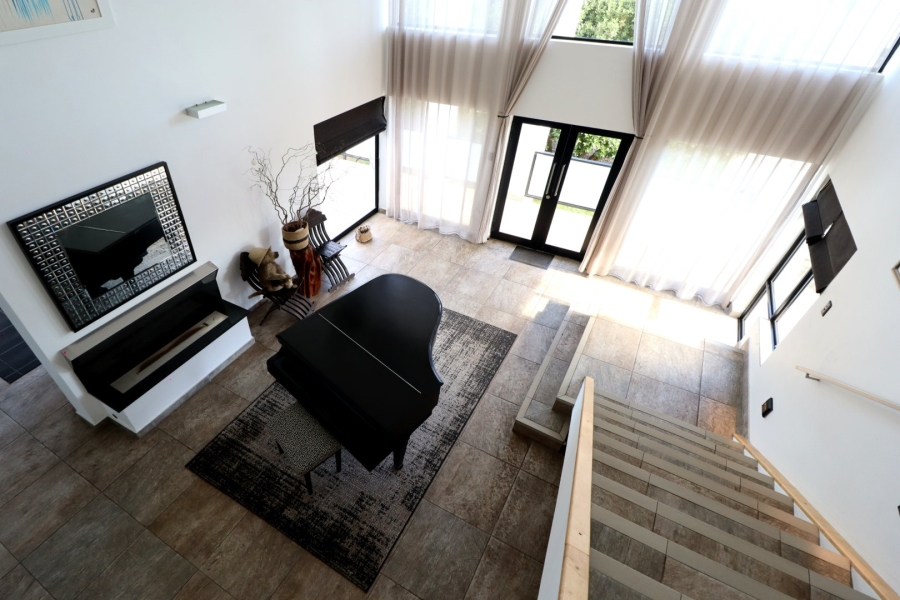 4 Bedroom Property for Sale in Seaview Eastern Cape